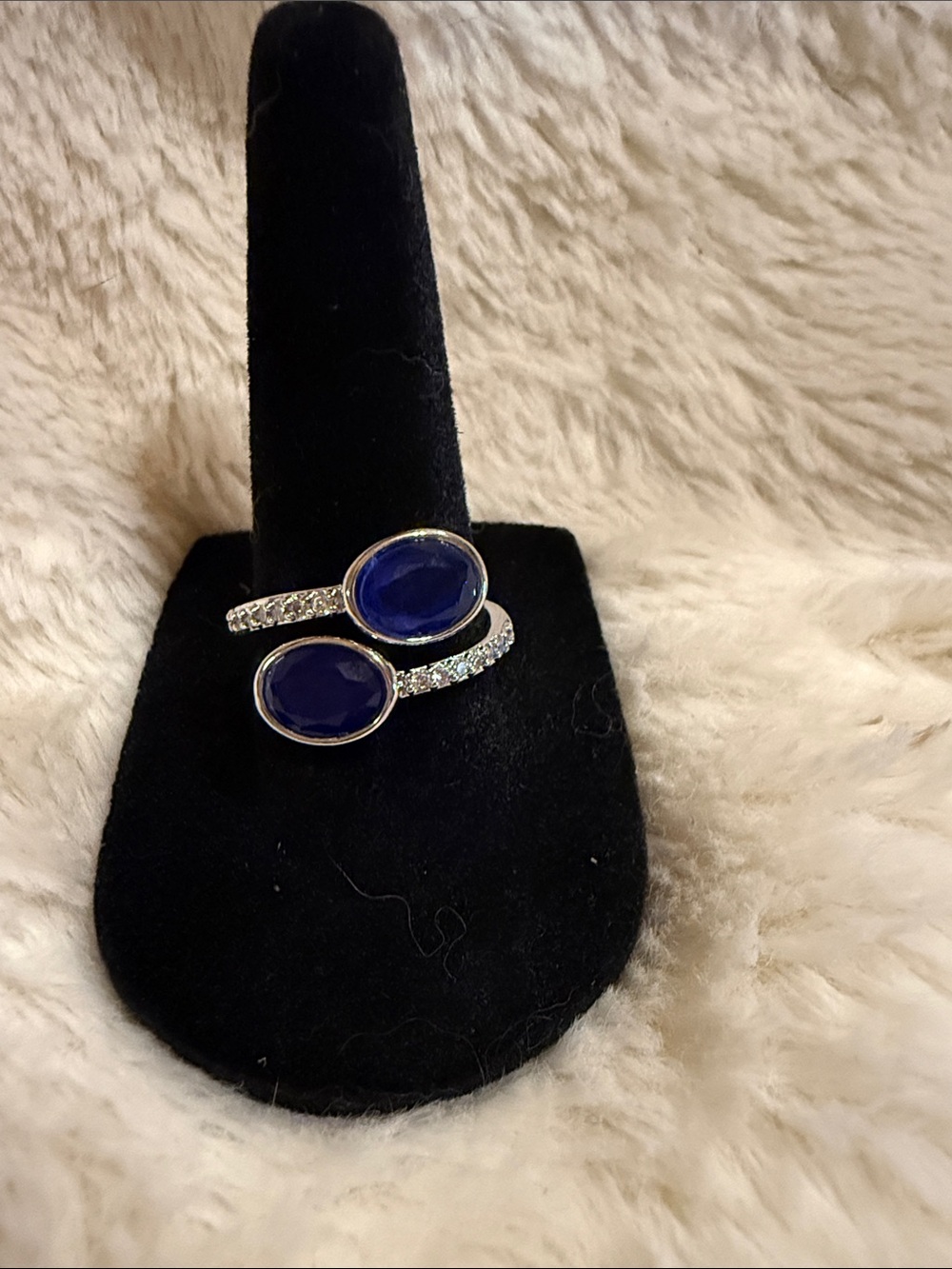 Rhodium Band Ring with Sapphire Blue fused with Oval Stones - Women Jewelry